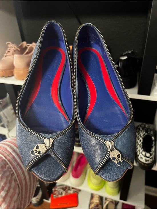 Alexander McQueen Shoes - Alexander McQueen 2009 denim blue leather flat